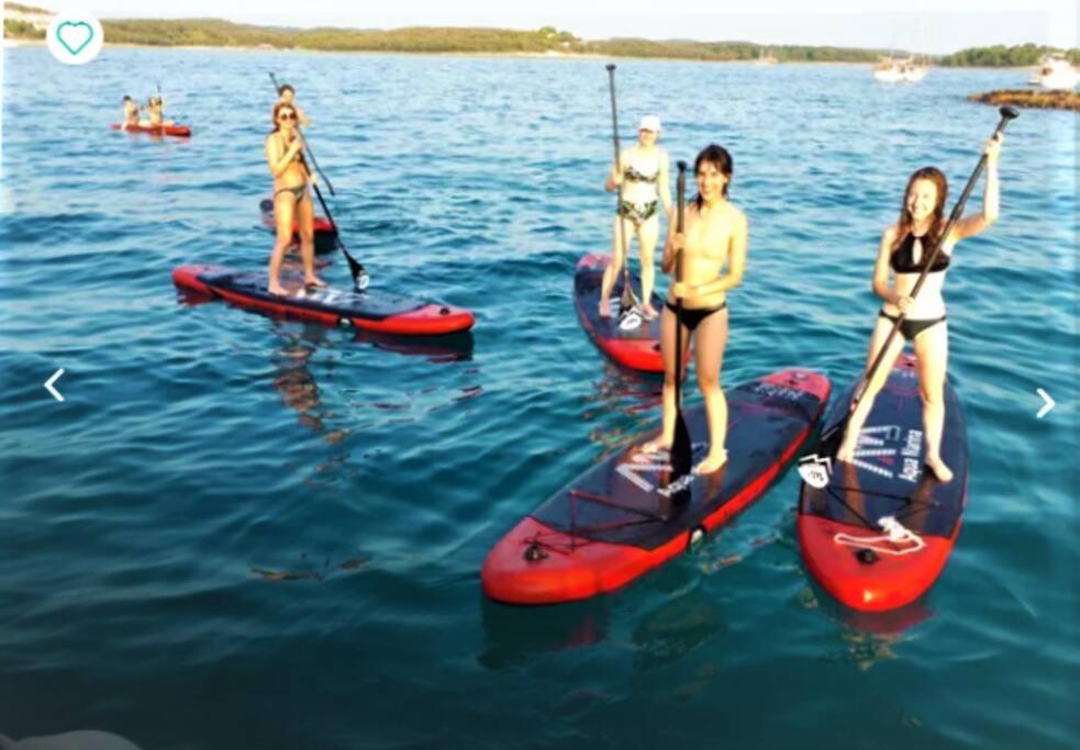 ווסט אנד The Dock Resort Over Water Retreat מראה חיצוני תמונה